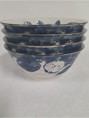 NWT Set Of (4) Kyoto Hospitality Blue & White Lucky Cat Rice Porcelain Bowls